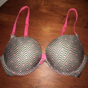 Patterned Victoria’s Secret Bra